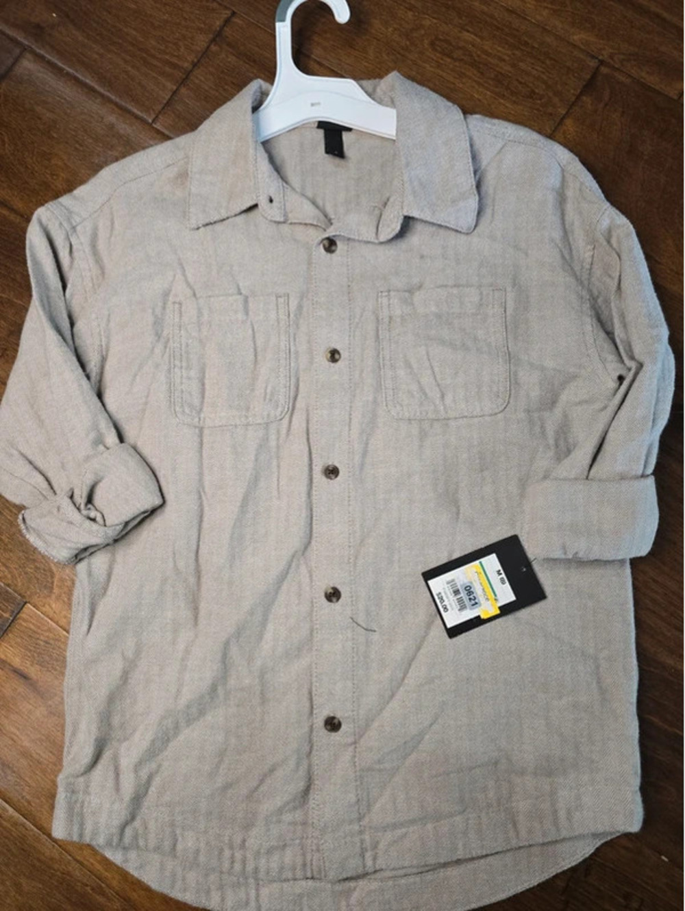Size 8 brand new shirt from target item 621G3